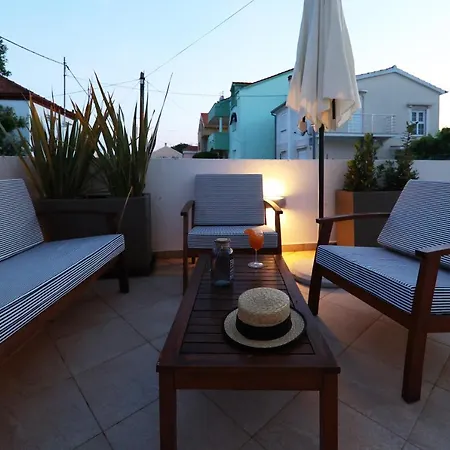 Apartman Anabella I *