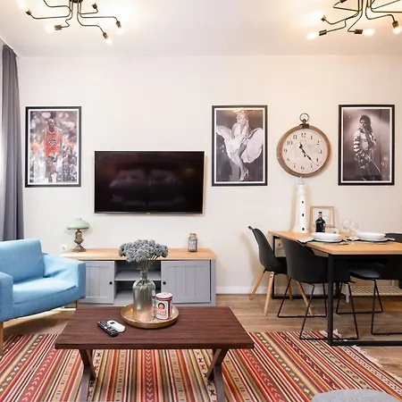 Apartman Anabella I *