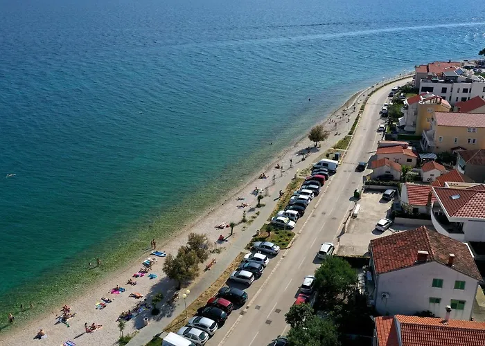 Apartman Anabella I *